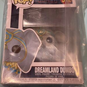 Dreamland Dumbo Vinyl Figure